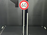 Zulässige Höchstgeschwindigkeit 60