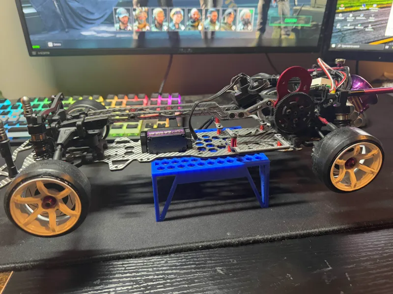 1/10 touring or drift car pit stand