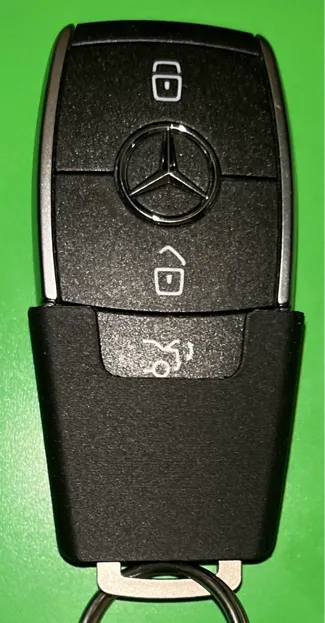 Mercedes key - trunk button cover