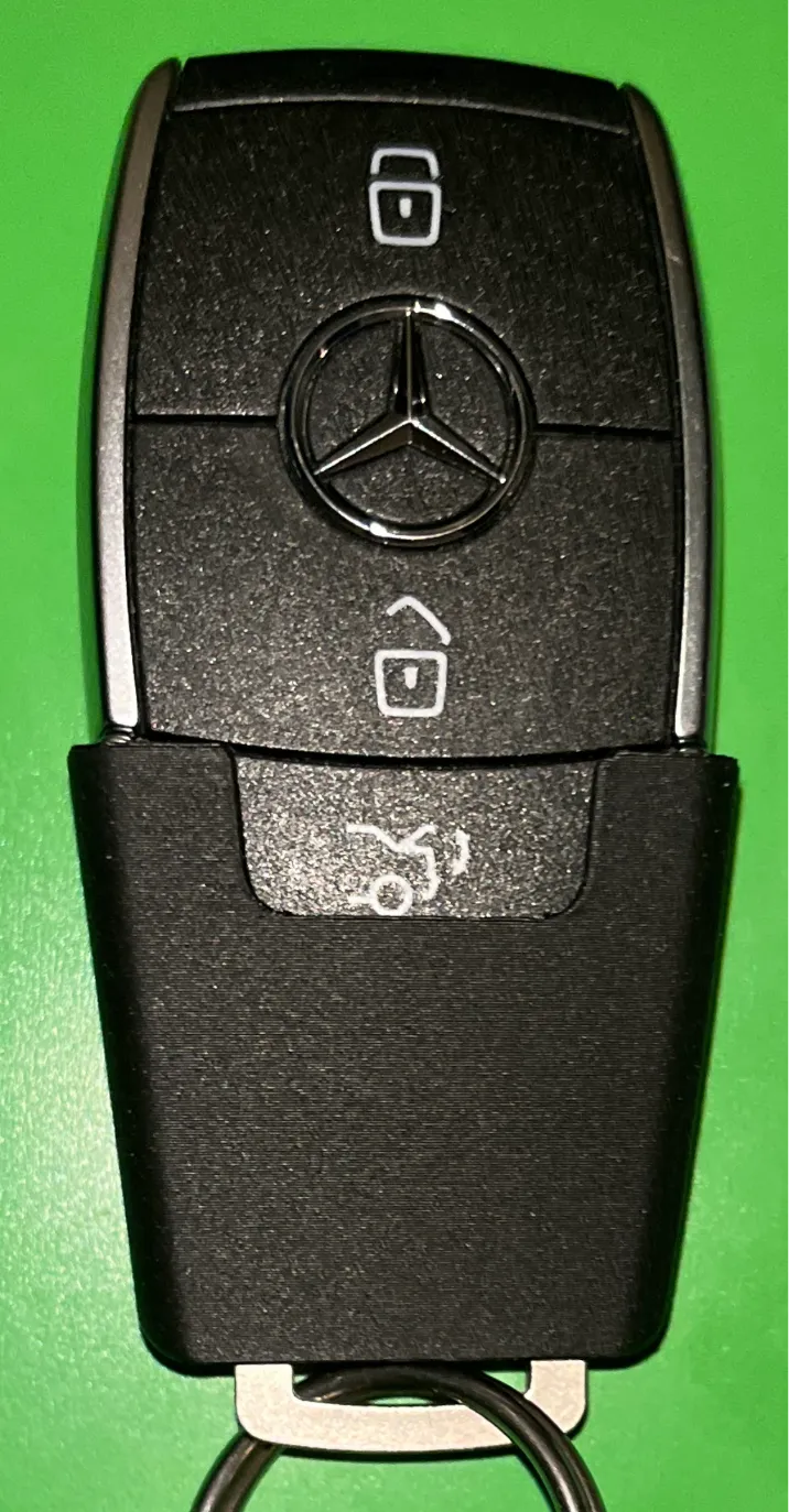 Mercedes key - trunk button cover