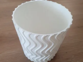 Flower pot 