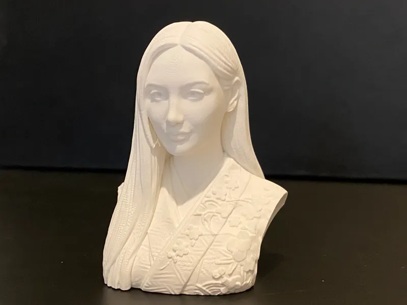 Pretty lady bust #6