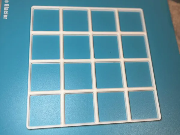 Plaque de base Gridfinity 4x4 pour bureau