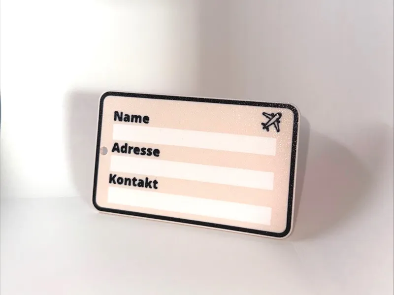 Moderner Kofferanhänger