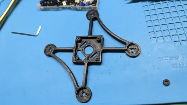 https://makerworld.bblmw.com/makerworld/model/US3789f130989aca/design/2024-04-06_295052593726e8.jpg