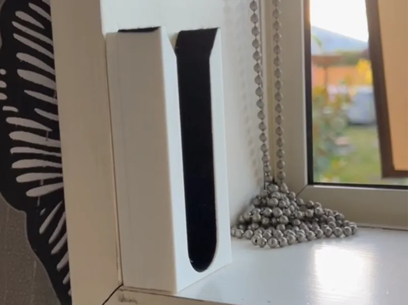 Roller Blind Holder