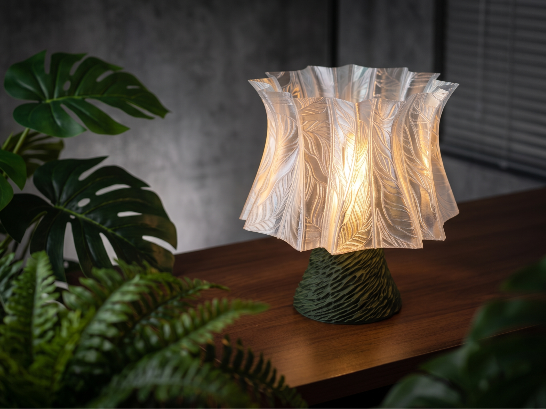 Elarion Leaf E27 Lamp –Organic Textured Table Lamp