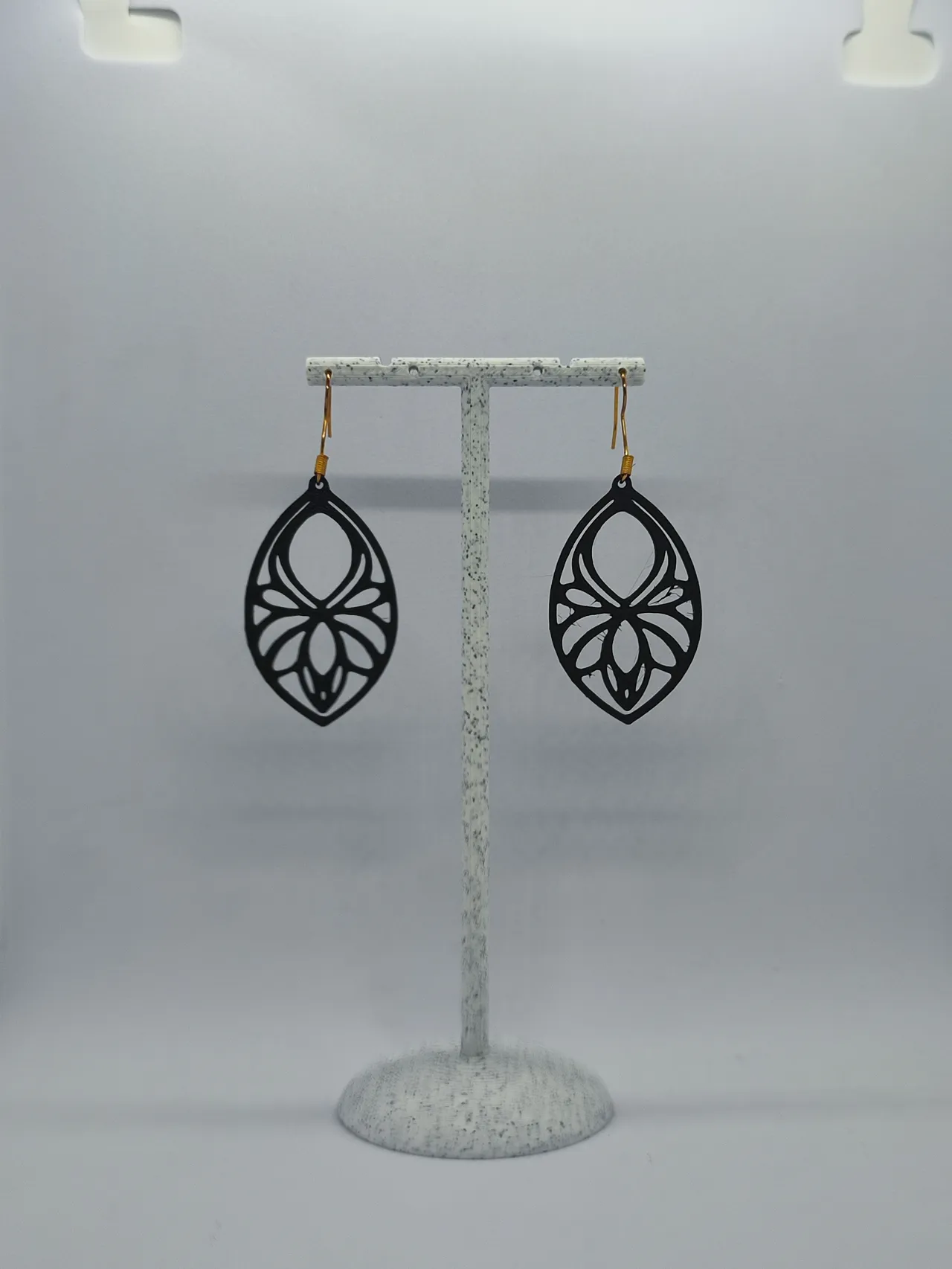 Aretes Petalium view 2
