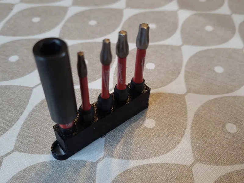 5 bits holder with attaching loop