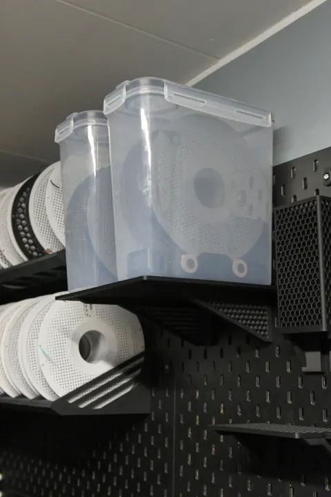 Modular and Customizable Shelf for Ikea Skadis view 3
