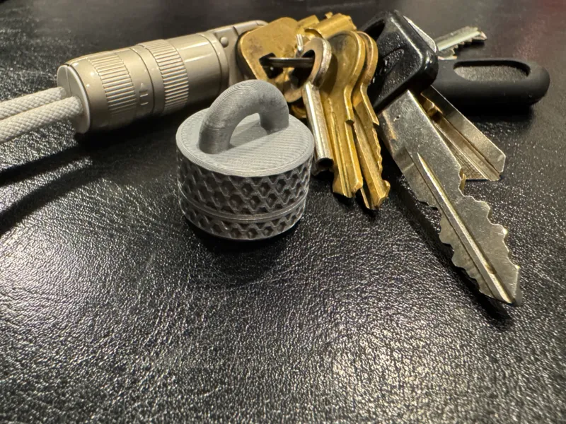 Emergency Aspirin/Pill Holder Keychain – EDC