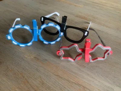 Glasses with clip for Quessing game