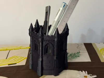 Harry Potter Hogwarts-style Tower Pen Holder and Makeup Brush Organizer
