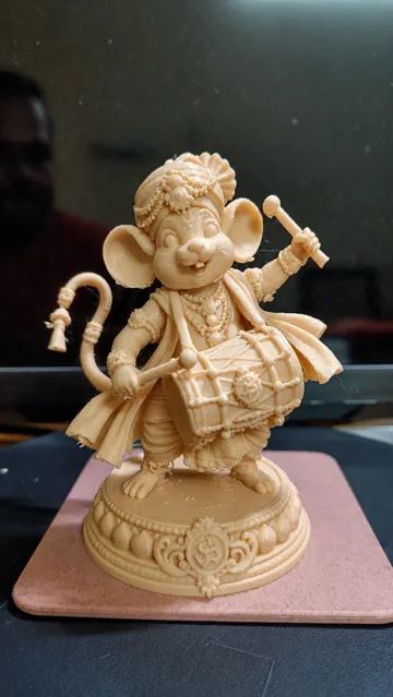 Letrero o emblema decorativo: Mushak with Manjira — vista de referencia 3