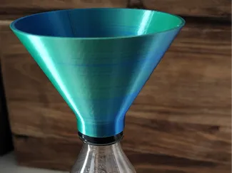 Screw-On Funnel for Standard PET Bottle (PCO1881)