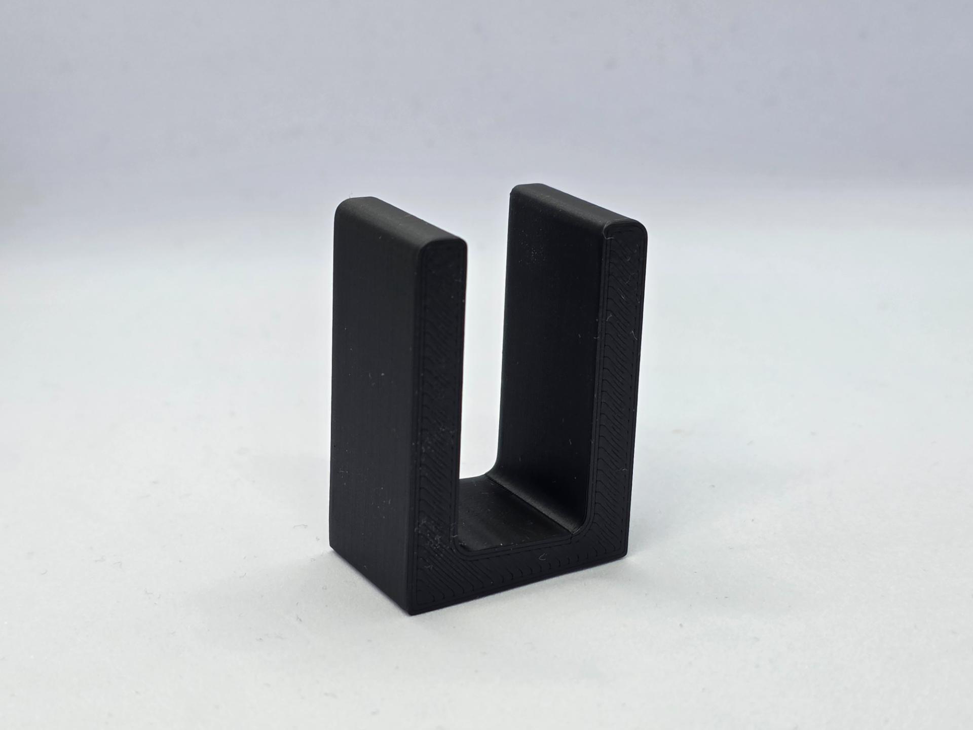 Minimalist Mirror Stand - 16mm / 5° Tilt
