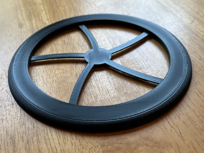 Frisbee 6.5 in diameter