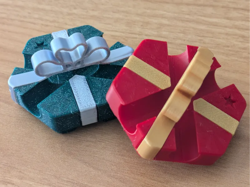 Hextraction Present Tile