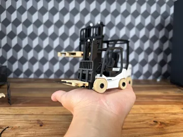 Escenografía en miniatura: Gabelstapler 1:30 - Scale Diorama — vista de referencia 3