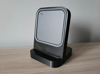 Wireless charger stand Samsung EP-P2400
