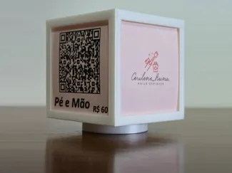 Rotating Photo and QRCode Cube