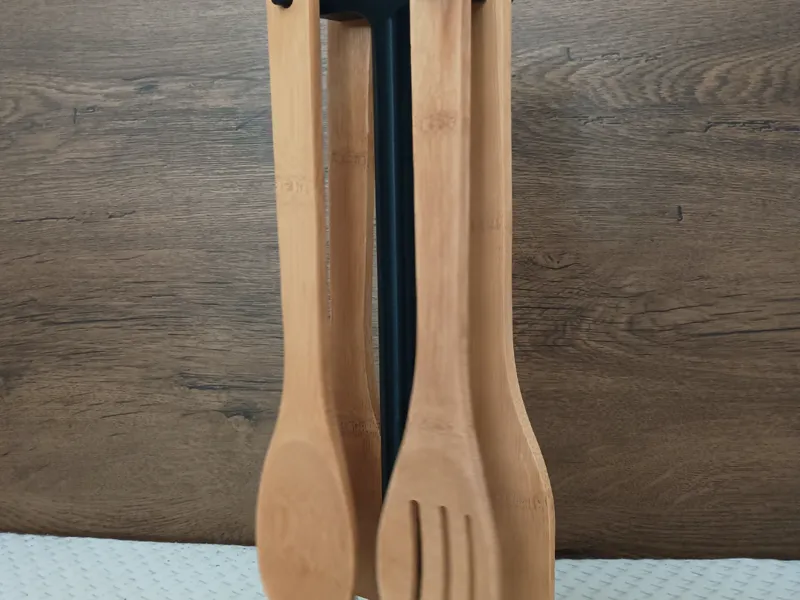 holder for wooden spoons