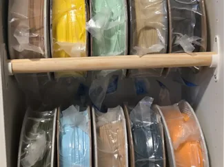 Ikea Billy Spulenhalter