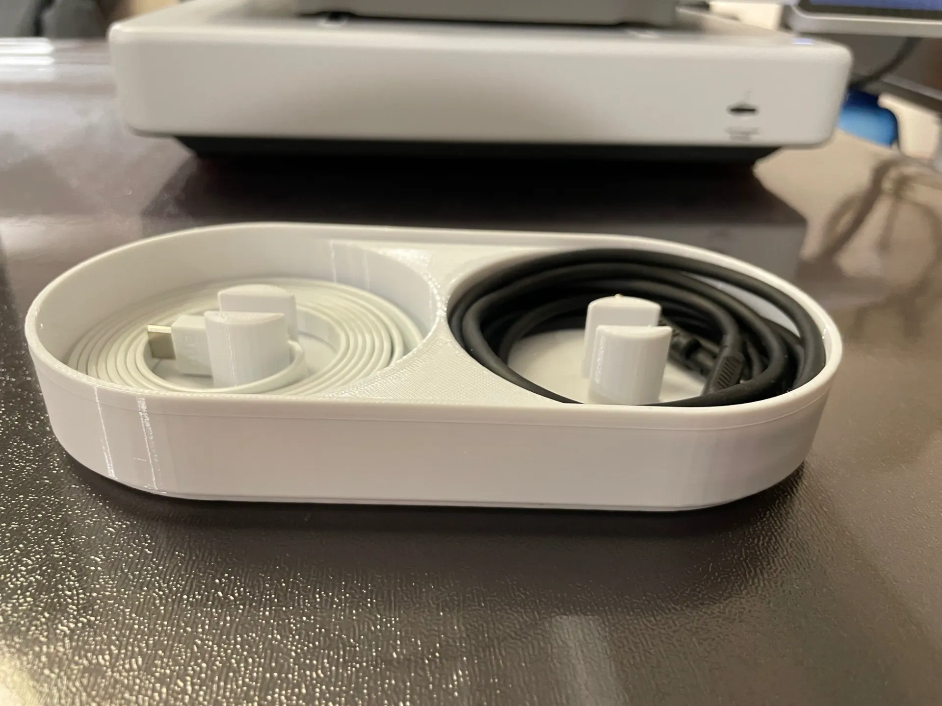 可堆叠数据线收纳盒