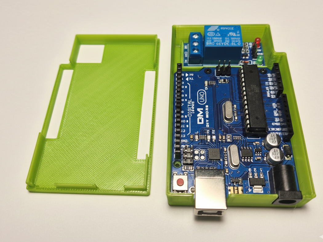 Arduino Uno and relay case