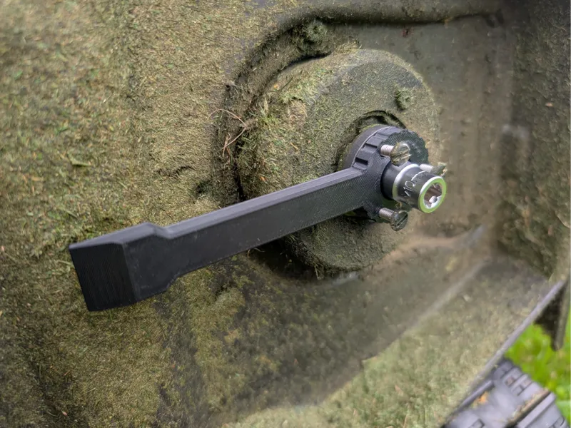 Mammotion Luba 1 & 2 - Hub Removal & Cleaning Tool
