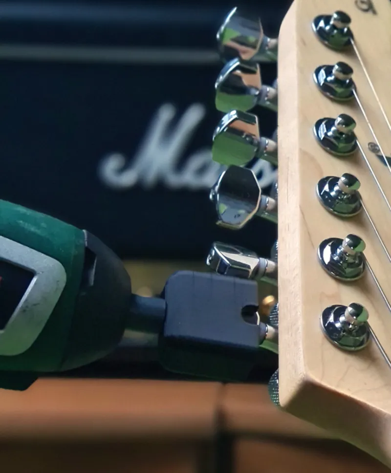 Guitar Restringing Attachment for Screwdriver
