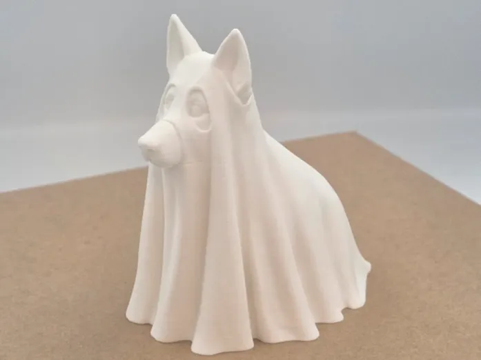 Adorno temático: Halloween Ghost Dogs – Multi-Breed Collection. Referencia del modelo original.