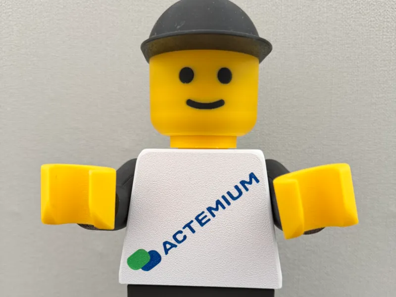 Actemium Brickman 20cm Figur