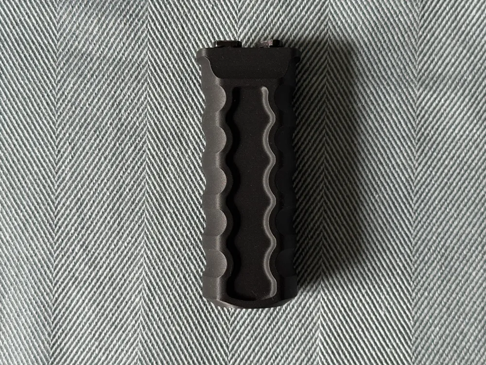 AR15 foregrip 18.3 - M-LOK by hottr - MakerWorld