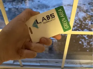 Escape from Tarkov green Labs keycard