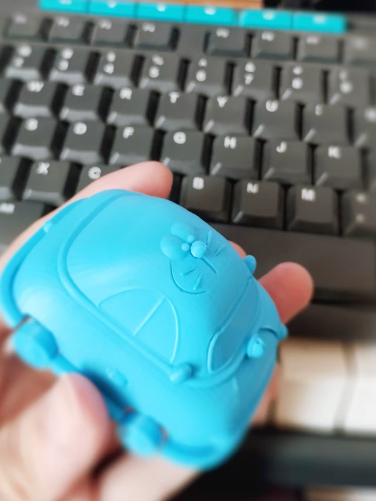 Miniatura 2 do modelo 3D 可滑动的哆啦A梦主题汽车·分色拼装和一体打印版