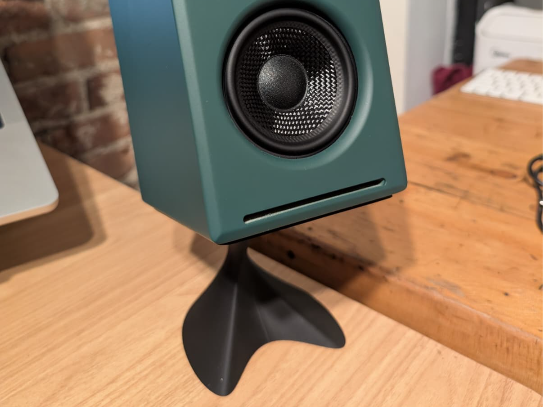 Small Speaker Stand