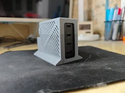 UGreen 140W Charger Base