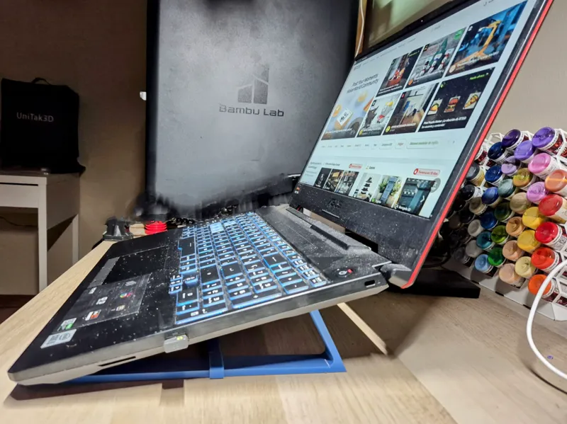 Minimalist Laptop Stand