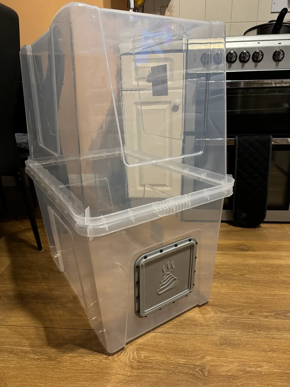 One way Cat litter box door + Upper opening + Clip by Andy3d MakerWorld ...