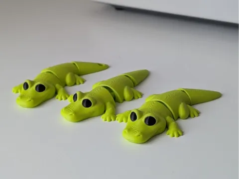 Mini Crocodile - Articulated Animal