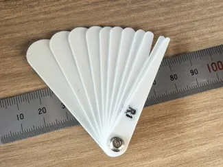 圆角测量尺