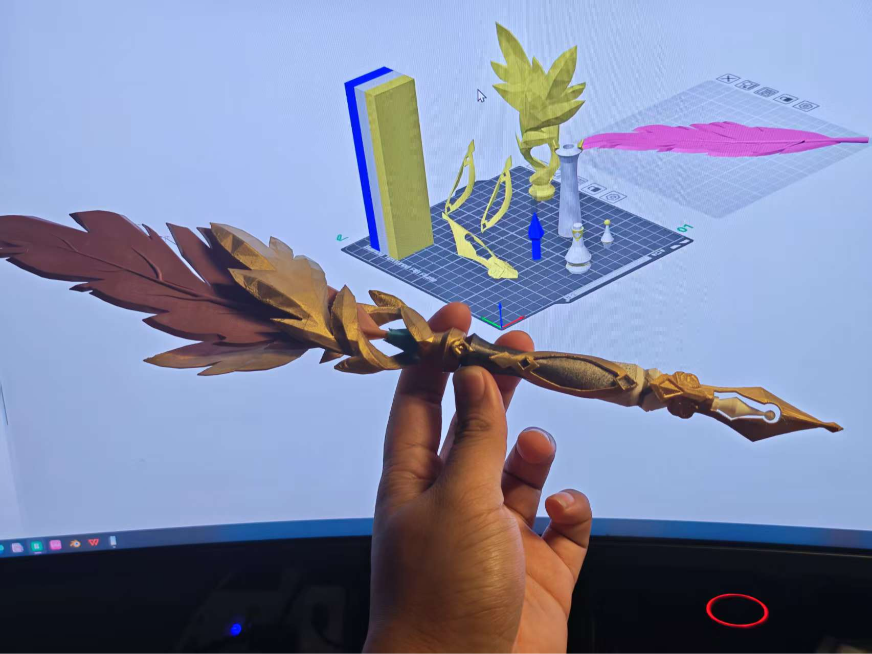 Miniatura 1 do modelo 3D 崩坏：星穹铁道——开拓者（记忆）羽毛钢笔