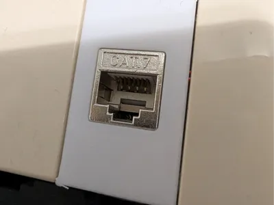 Keystone adapter for VIMAR 8000