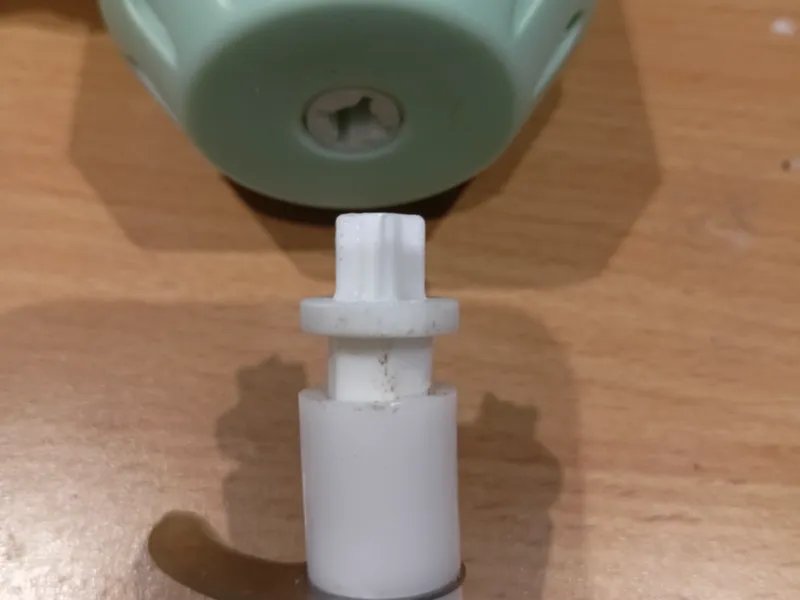 Adaptateur Mini robot fouet pour boite hachoir