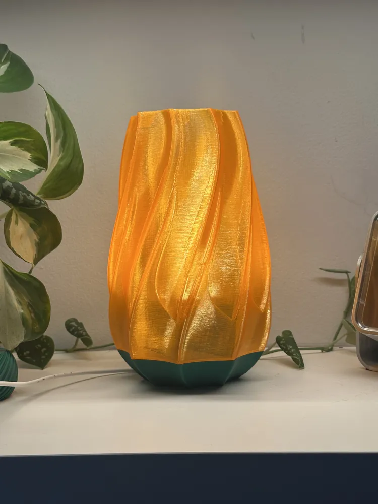 Modern Lamp. Organic Flowing Design with diffuser - Free 3D Print Model ...