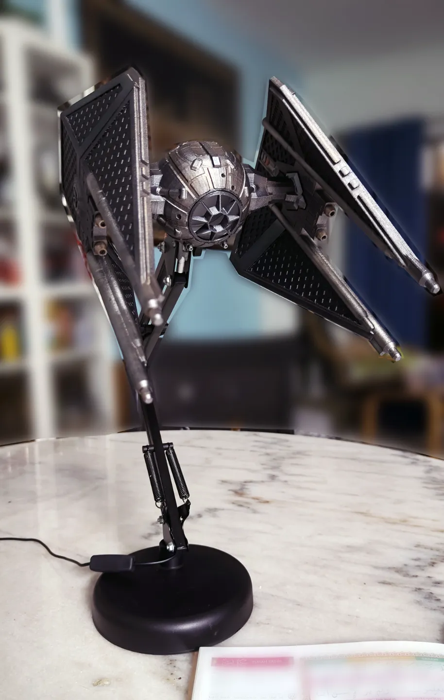 Tie Interceptor Desk Lamp LED kit 001 view 4