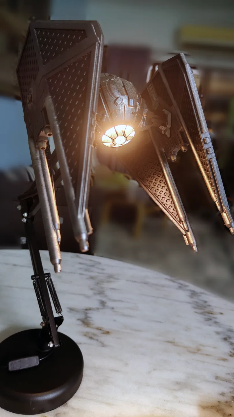 Tie Interceptor Desk Lamp LED kit 001 view 2