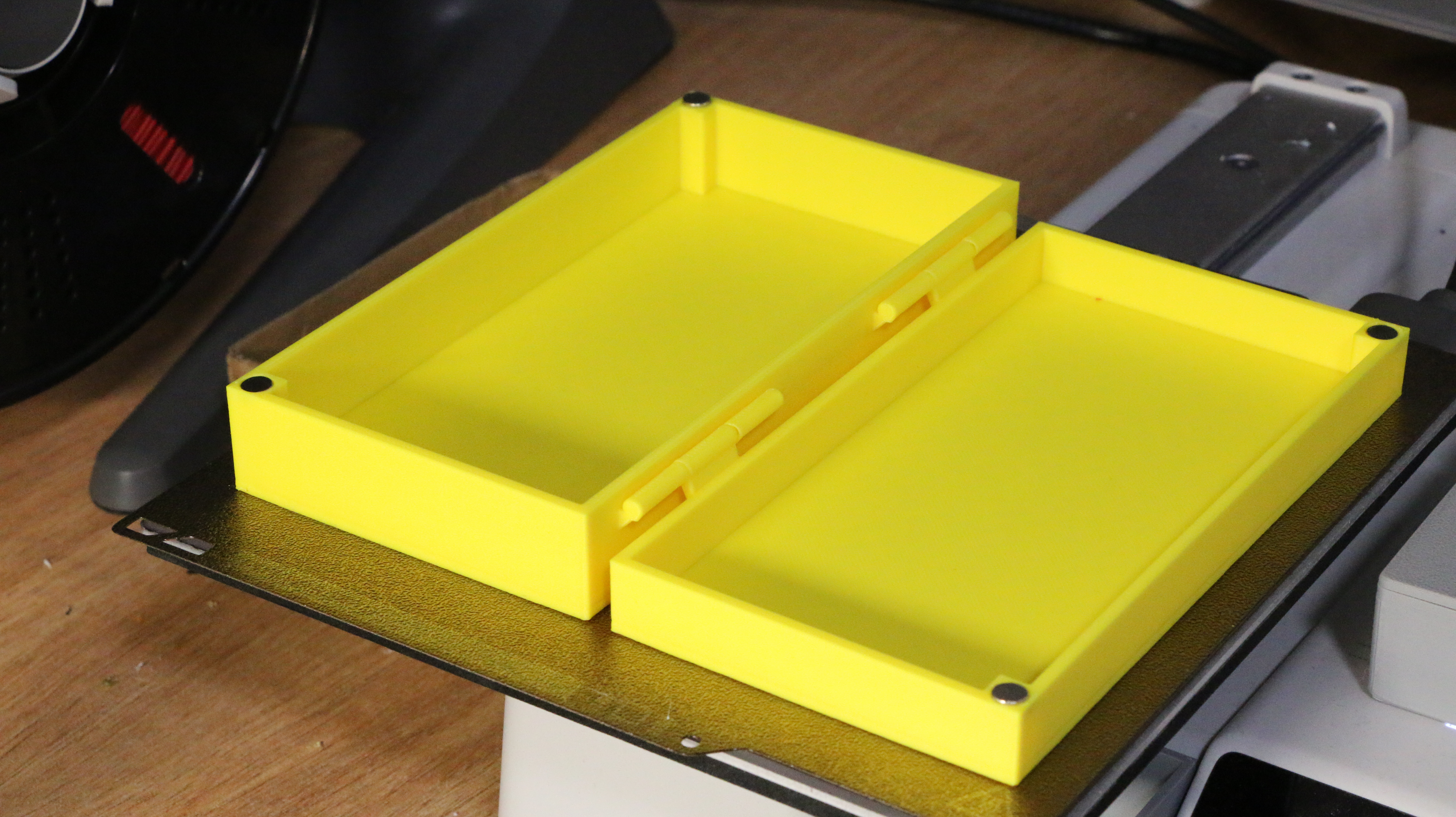 Miniatura 1 do modelo 3D 一体打印无支撑磁吸收纳盒多种款式