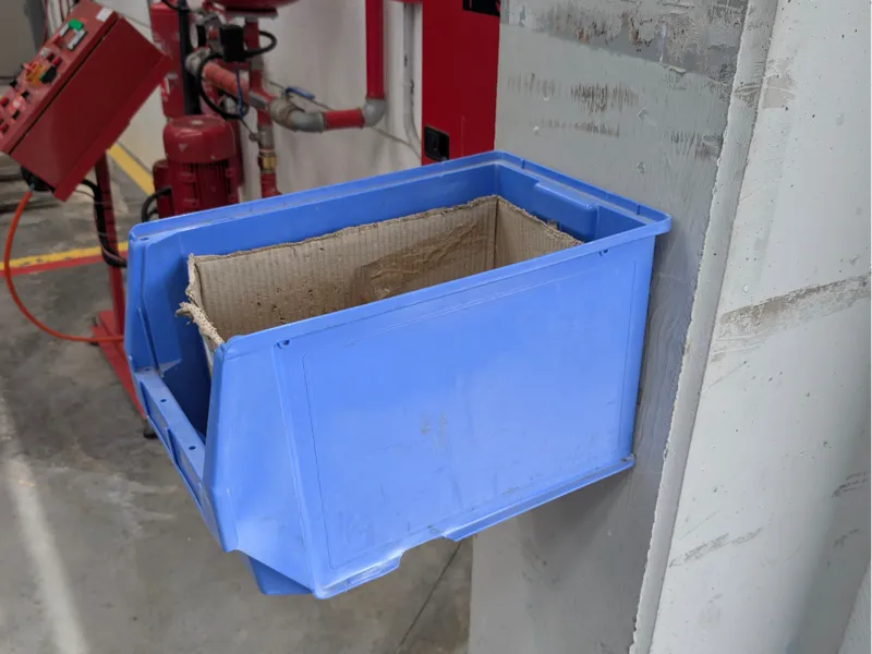 Soporte de pared para gaveta
